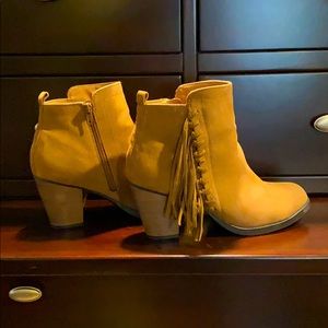 Women’s 10 Ankle Boots